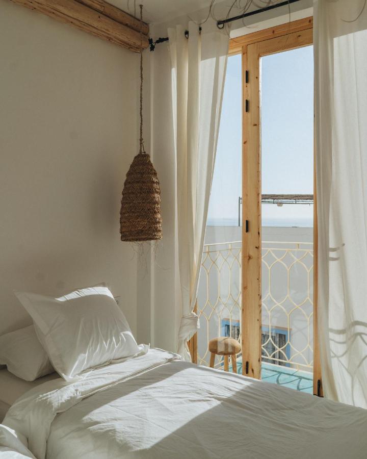 Blue Waves Boutique Hostel Tamraght Ngoại thất bức ảnh