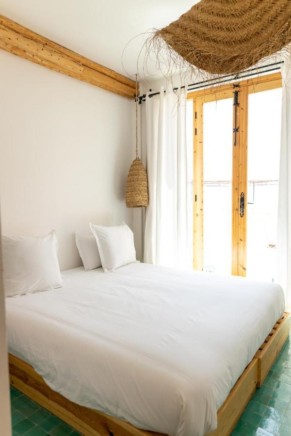 Blue Waves Boutique Hostel Tamraght Ngoại thất bức ảnh