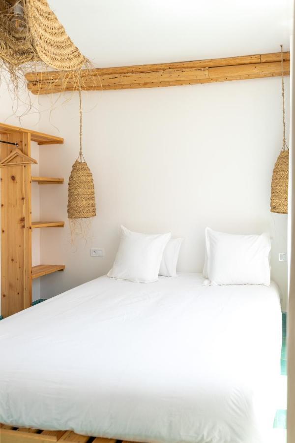 Blue Waves Boutique Hostel Tamraght Ngoại thất bức ảnh