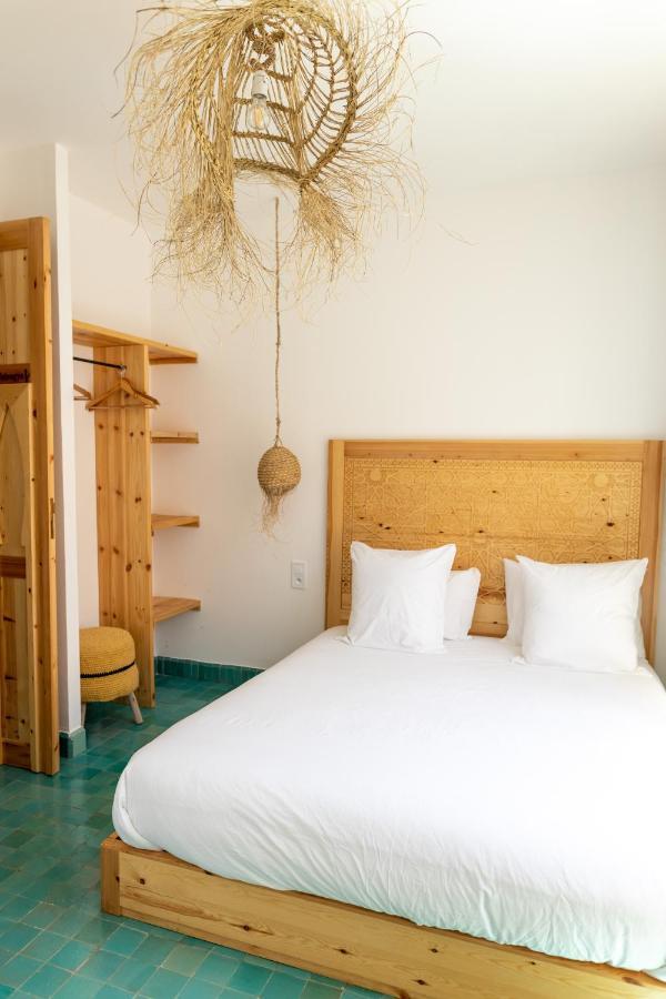 Blue Waves Boutique Hostel Tamraght Ngoại thất bức ảnh