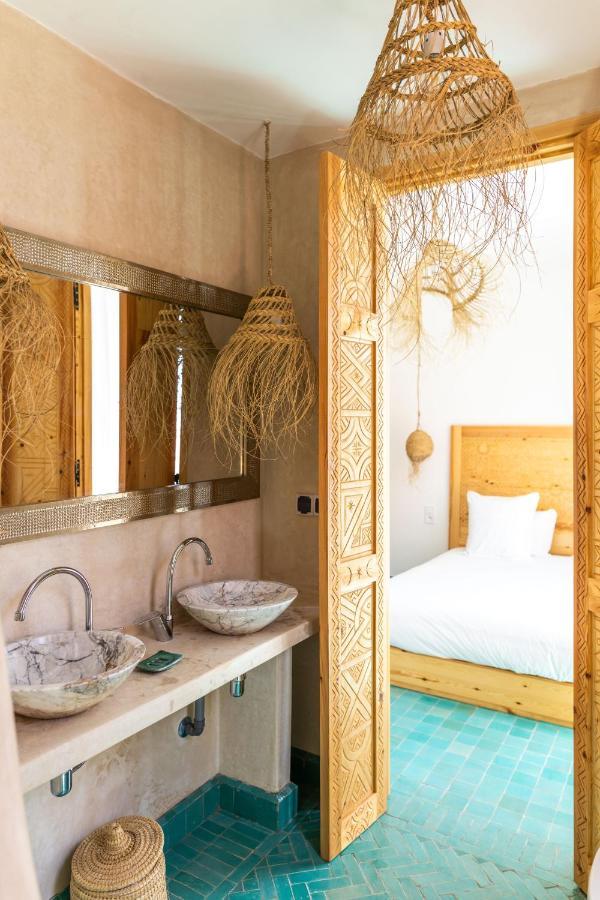 Blue Waves Boutique Hostel Tamraght Ngoại thất bức ảnh