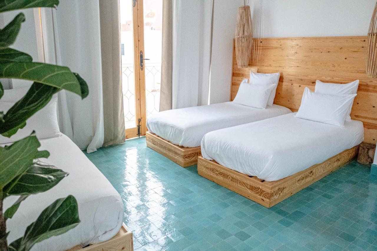 Blue Waves Boutique Hostel Tamraght Ngoại thất bức ảnh