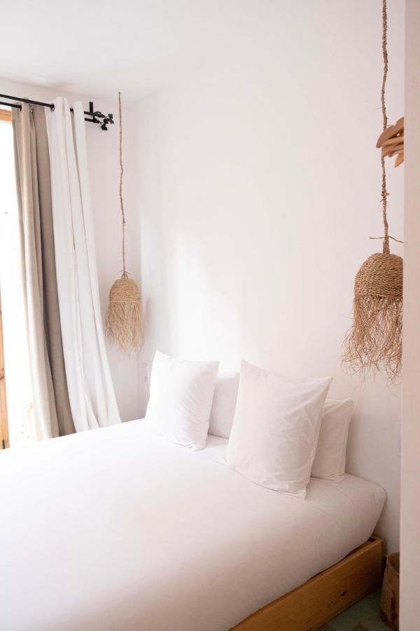 Blue Waves Boutique Hostel Tamraght Ngoại thất bức ảnh